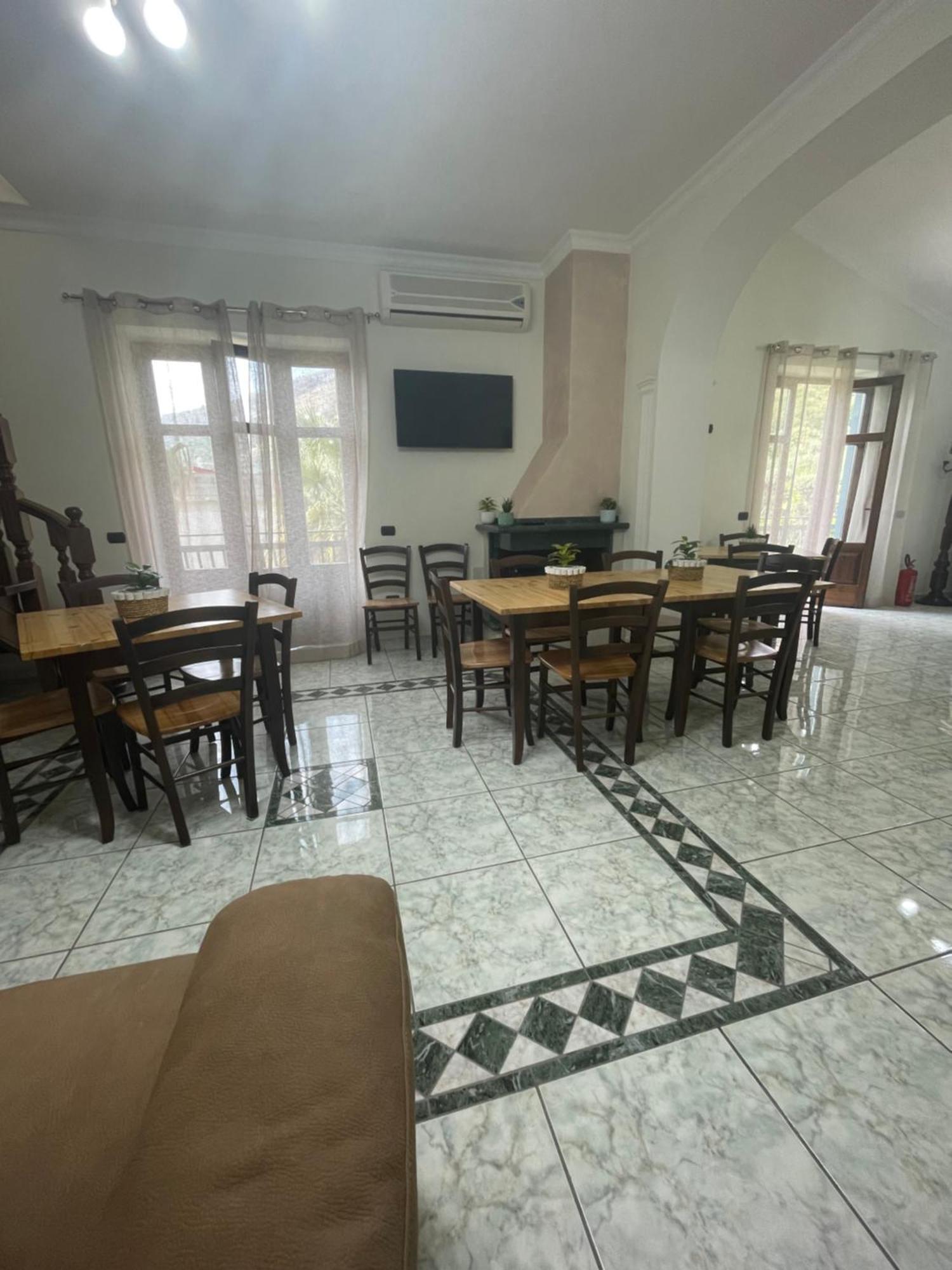 Villa Agata Forchia Ngoại thất bức ảnh